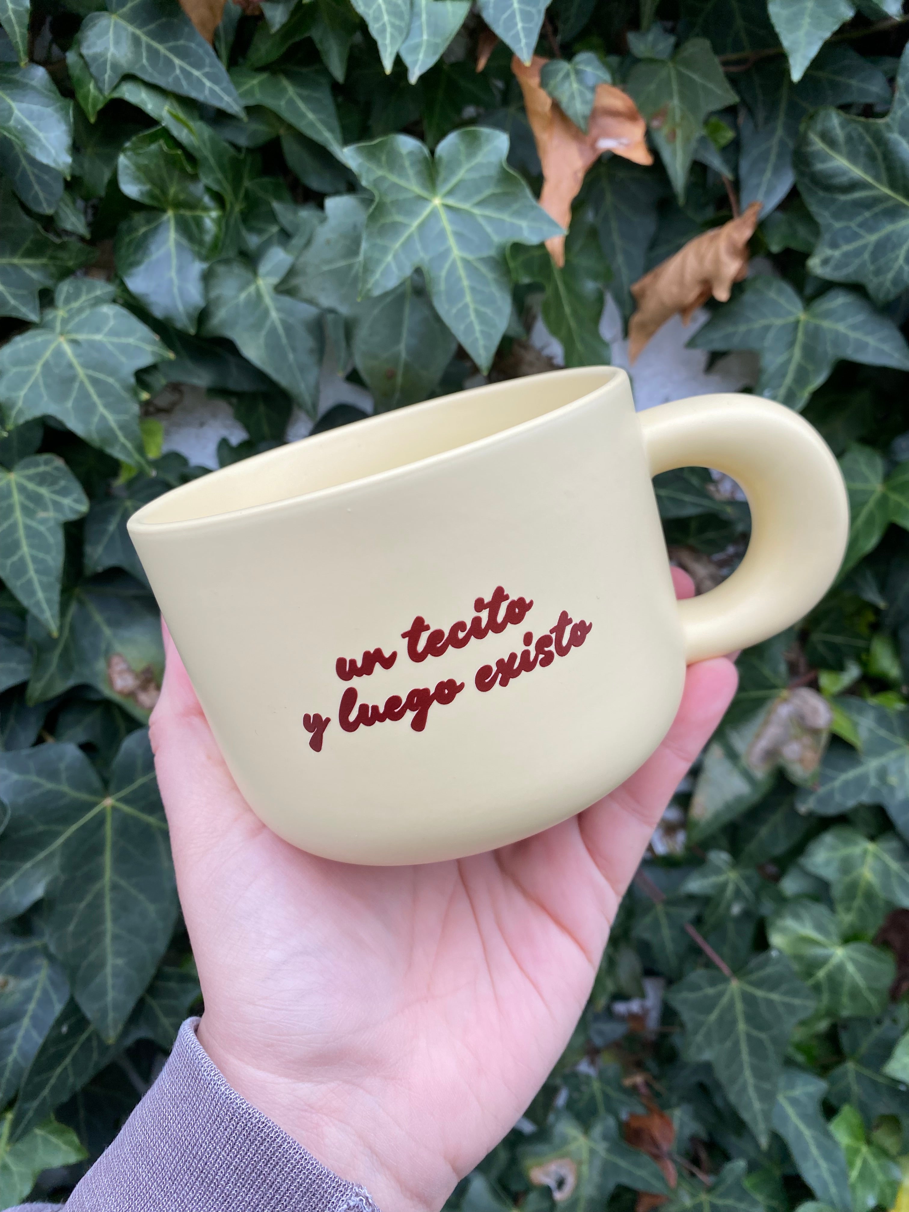 Un tecito y luego existo.